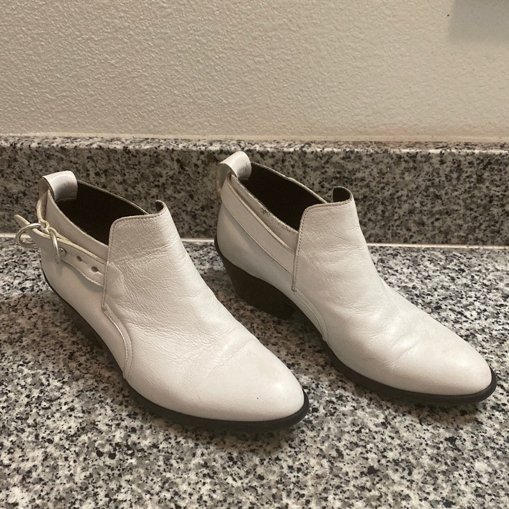 Rag and bone leather white boots sz 36.5